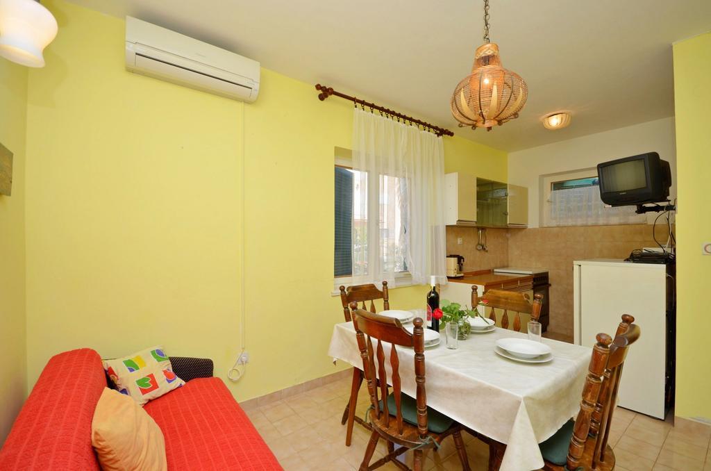 Apartments Secret Garden Vodice Ngoại thất bức ảnh