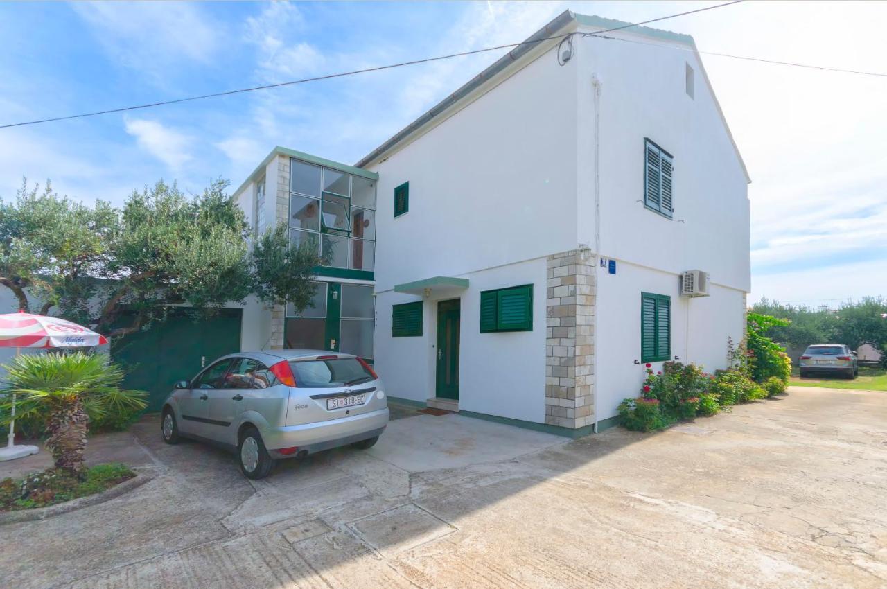 Apartments Secret Garden Vodice Ngoại thất bức ảnh